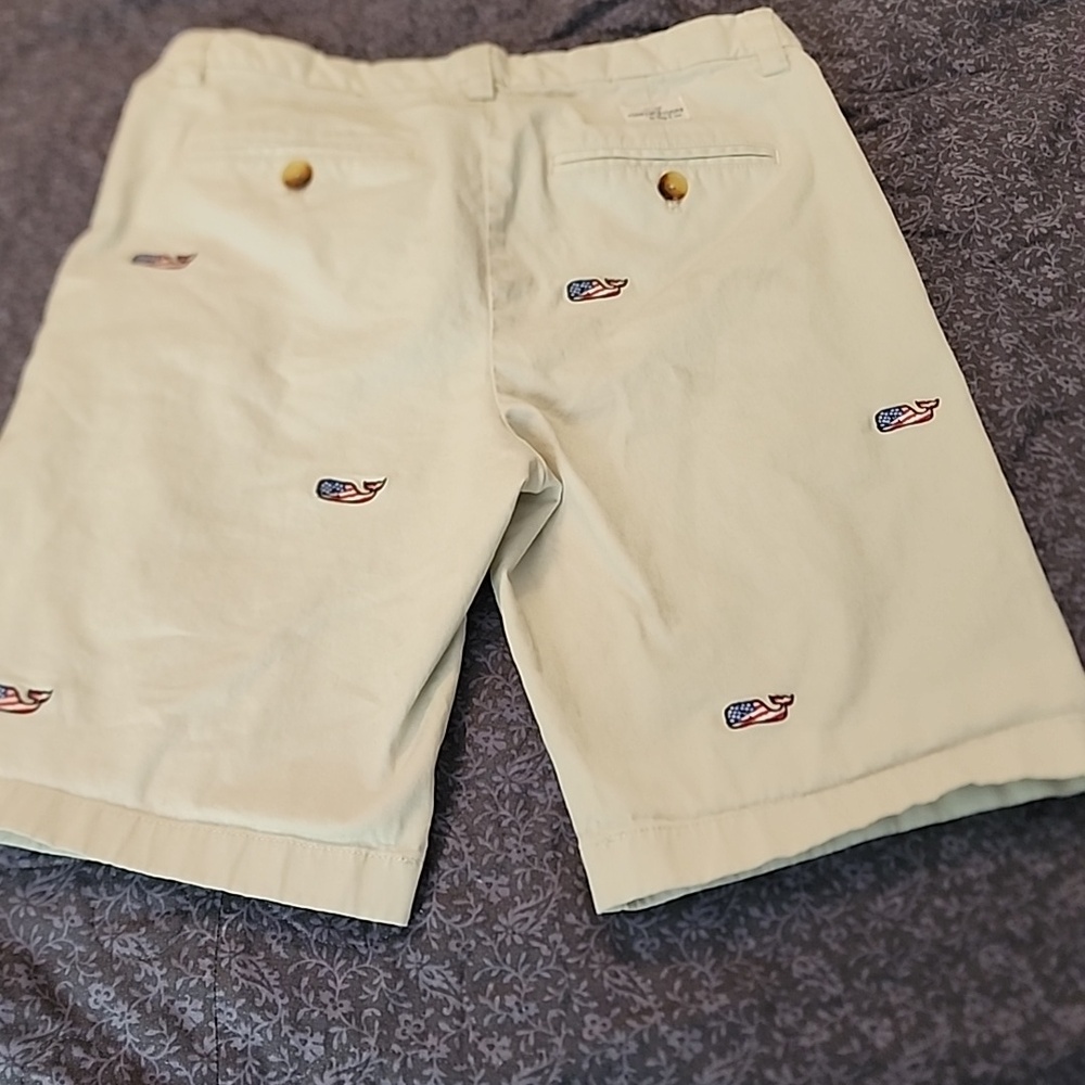 Vineyard Vines Boys Embroidered American Flag Whale Pattern Chino Shorts - Picture 2 of 4